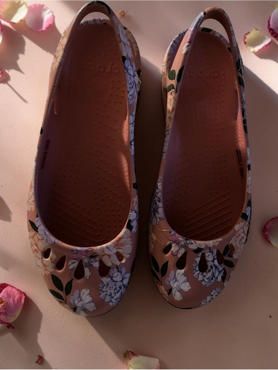 CROCS Shoes - CROCS Women's Dusty Rose Floral Slip-On Flats